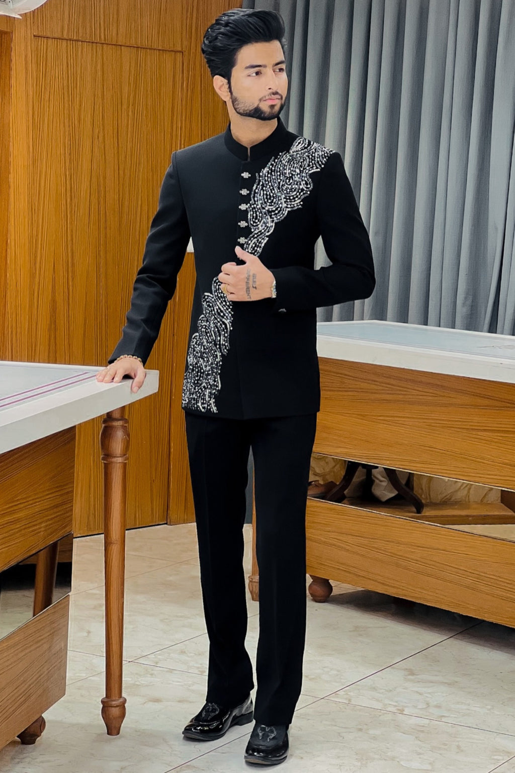 Black Luxe Embellished Handwork Jodhpuri